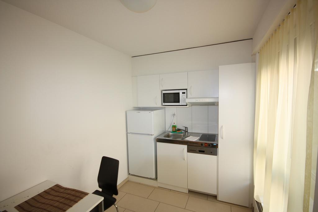 Swiss Star District 11 - Self Check-In Apartment Zurich Ngoại thất bức ảnh